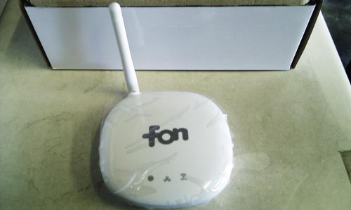 ソフトバンクが無料配布している、fon Wi-Fi ルータ