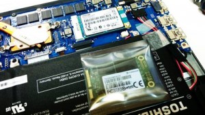 TOSHIBA dynabook KIRA V63 SSDを128GBから256GBへ交換。