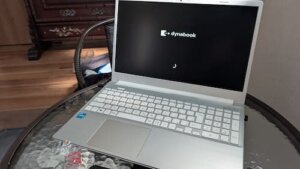 TOSHIBA 東芝 dynabook C5