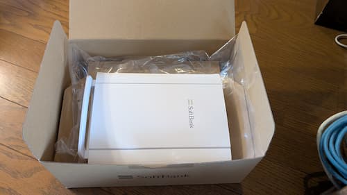 SoftBank「光BBユニット」